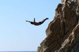 This is clavados acapulco niños by familia cohen on vimeo, the home for high quality videos and the people who love them. Los Clavados De Acapulco Saltos A 35 Metros De Altura Fundacion Aquae