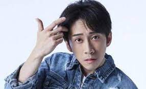 Jun 19, 2021 · 陳漢典因為一次模仿演出成為節目固定的助理主持。（圖／翻攝youtube） 該次錄影時間為2007年，僅是陳漢典出道第2年，且當時是以來賓身份上節目演出，不過因為表現亮眼，加上收視率以及迴響相當高，便讓他獲得機會，成為《康熙來了》的固定助理主持。 é™ˆæ±‰å…¸207äº‹ä»¶å›žé¡¾207äº‹ä»¶å¥³ä¸»è§'çŽ°çŠ¶æ€Žæ ·äº† å†°æ£å„¿ç½'