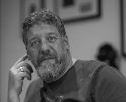 Looking to the future with Leica. And a glance through a Voigtländer lens