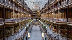Pet stores in brooklyn heights on yp.com. Historic Hotel In Downtown Cleveland Oh Hyatt Regency Cleveland At The Arcade
