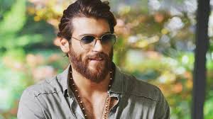 جان يمان يتسبب بفوضى في إسبانيا ويقدم اعتذاره Canning Mens Sunglasses Youtube