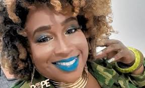 Meet Robin LeoGrande