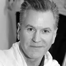 Tracy Dale's Instagram, Twitter & Facebook