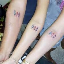 Tatuajes Para Parejas De Amor Y Amistad Disenos Originales En 2020 Tatuajes De Parejas Tatuajes Pequenos De Amistad Mejores Tatuajes Para Parejas