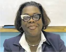 Sandra Bramwell's Instagram, Twitter & Facebook