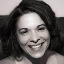 Sandra Minotti's Instagram, Twitter & Facebook