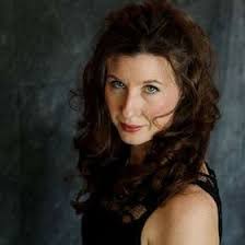 Mandi Taylor's Instagram, Twitter & Facebook