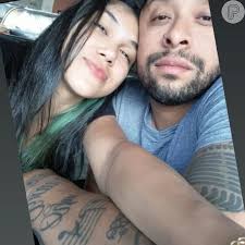 Foto: Cantor sertanejo Ton Ferreira postou foto com a mulher, Adriele  Stephanie, para lembrar a proximidade dos 10 anos de relação em 5 de  janeiro de 2024