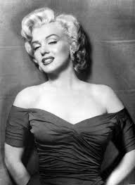 Die dokumentation berichtet über den schockierenden inhalt geheimer. Marilyn Monroe Theorien Rund Um Den Tod Des Sex Symbols Express De