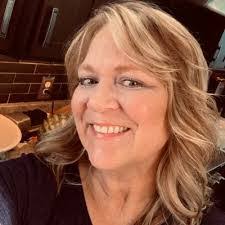 Kim Heckmann's Instagram, Twitter & Facebook