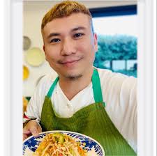 綜藝大熱門- 泰雅情歌小王子的啦🥰🥰 阿姨們都淪陷了啦❤️ #超級不得了啦#繼阿拉斯加海灣後最新力作| Facebook