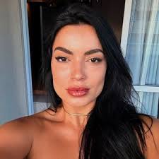 Sara Vogel (@saravogell)