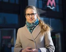 Простите, не удержался, любовь соболь нарушила режим домашнего ареста и сбежала в максимум, на что может рассчитывать соболь, — это не элитные апартаменты в жилом. Proekt Lyubov Sobol Provalen Blondinka Tryasetsya Pri Slove Fan