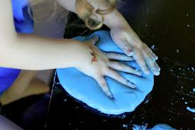 Hello guysin this video, i wil show you 2 ingredients slime!! Borax Free Slime Or Gak Dough