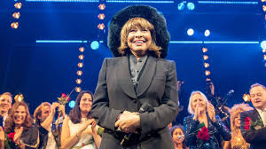 Родилась 26 ноября 1939 года в натбуше, теннесси (сша). Tina Das Tina Turner Musical Feiert Premiere In Hamburg Youtube