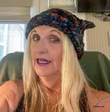 Volunteer Spotlight: Dee Scott