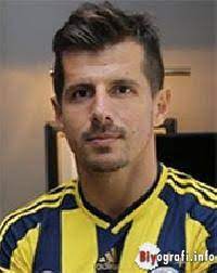 Emre belözoğlu nereli sorusu ise en çok merak edilen konudur. Emre Belozoglu Biyografi Info