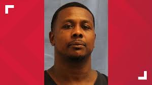 Arkansas sheriffs arrest man