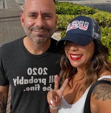 Stephanie Waring (@iamstephwaring) • Instagram photos and videos