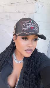 Looking like Ah brick of ice🧊 🗝️, i can give you that man, he'll give his  self back tonight.🤝🥳🎉happy birthday to me.🔥 #part1