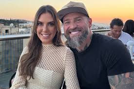 Zac Brown and Kendra Scott Get Married in Intimate Destination Wedding in Greece