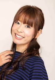 Yui Ishikawa is the voice behind the lovely cool-beauty colleague,  Fuyutsuki-san from The Ice Guy and His Cool Female Colleague! 😍