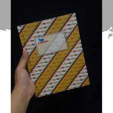 Populer 38+ cover buku hitam putih. Buku Tulis Sampul Batik Isi 100 Buku Alat Tulis Buku Pelajaran Di Carousell