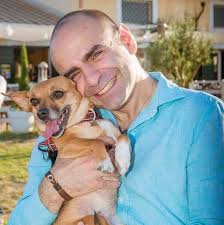 Ieri è morto un mio caro amico, so che voi non lo conoscevate, ma se oggi  potete leggere il Professor X è anche merito suo! Tanti anni fa io ero una  ragazza