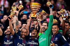 Suivez en direct toute l'actualité de la coupe de la ligue avec également le calendrier, les résultats de la compétition ainsi qu'un suivi en direct de tous les matchs (lives commentés et live scoring) mais aussi des vidéos, des dossiers/enquêtes, des sondages et des jeux. Match In Photos Psg Win Fourth Consecutive Coupe De La Ligue Psg Talk