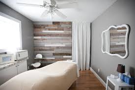 Easy spa ideas decor series by blason spa equip. Mon Petit Chou Spa Massage Room Decor Massage Room Massage Therapy Rooms