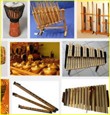 Alat ini terkenal dengan sana sarune kale dan merupakan jenis aerofon, yakni alat yang berbunyi berkat hembusan angin. 5 Alat Musik Tradisional Dan Daerah Asalnya Materi Sekolah Pengayaan Com