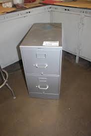 Who knows how to remove the drawer to the slides. Steelcase 2 Drawer Metal File Cabinet Como Imports Auto Repair Shop Liquidation Sale K Bid