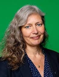 Maria Knutson's Instagram, Twitter & Facebook