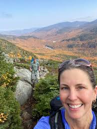 Is the Glen Ellis parking lot open in winter?