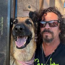 ZAKK WYLDE invites you to an Ozzy rehearsal before the big tour! Thrilled  to interview him and play guitar with him