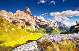 Negli appartamenti sull'alpe di siusi, vi attende una vacanza rilassante in mezzo al paesaggio naturale del patrimonio naturale dell'umanità unesco. Alpe Di Siusi Vacanze Hotel Residence Mayr