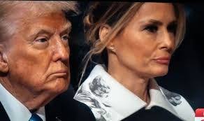 Melania's outfit choice branded "inappropriate" 😮👇🏼