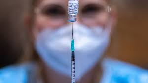 The us food and drug administration said j&j's vaccine offers strong protection against what matters most: Coronavirus Vaccines How Effective Are The Big 3 And How Do They Compare Nbc New York