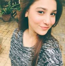 As someone who has left phones, chabiyan, aur wallets countless times in  taxis and rickshaws, I can't explain how stressful it feels. But dekh kar  itni khushi hui ke Yango ke driver