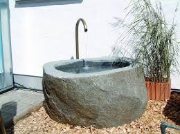 Steinbrunnen Brunnencenter Allgau In 2020 Steinbrunnen Gartenbrunnen Brunnen