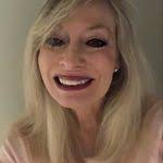 Robin Shumake's Instagram, Twitter & Facebook