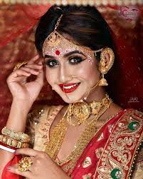 Bridal Makeup Tips And Step By Step Tutorial Bengali Bridal Makeup Bridal Makeup Looks Indian Bride Makeup