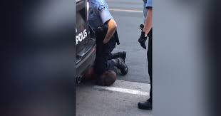 Video shows Minneapolis cop with knee on neck of George Floyd, who ...