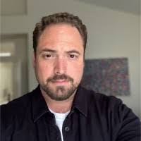 Tunji Browne's Instagram, Twitter & Facebook