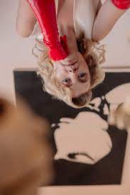 Interview with Evanna Lynch: 'Everything in My Own Words' – The Italian Rêve