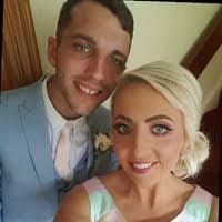 Adele Ewart's Instagram, Twitter & Facebook