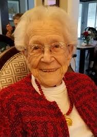 Mary Gantt's Instagram, Twitter & Facebook