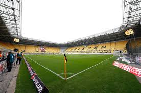 Der variabel auf der rechten seite einsetzbare außenspieler, der in der abgelaufenen saison für den fsv zwickau auf dem platz stand, unterzeichnete bei der sgd einen zweijahresvertrag bis zum 30. Dynamo Dresden Stadt Will Mietzuschuss Fur Stadion Streichen Liga3 Online De