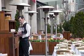 For good service, barbers should be tipped 15 to 20 percent of the total amount of the hair cut. How Much Should You Tip For A Haircut Baggage Service Csmonitor Com