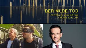 German foreign minister heiko maas speaks with the media as he arrives for a meeting of eu foreign ministers at the european council building in brussels, monday, may 10, 2021. Die Bertelsmanner Und Der Mude Tod Heiko Maas Und Der Twitter Fettnapf Meedia